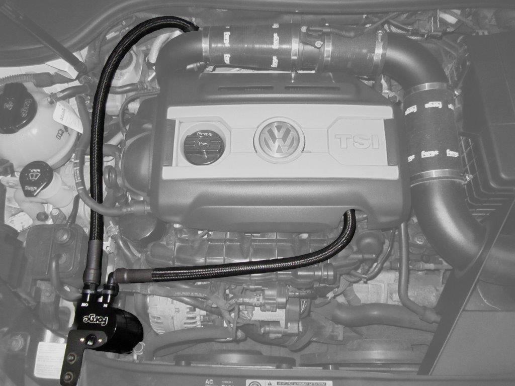 Recupero Vapori Olio 2.0T(F)SI 211cv Golf MK6 GTI / TT 8J / Scirocco / Leon 1P Cupra - Forge Oil Catch Can - immagine 2
