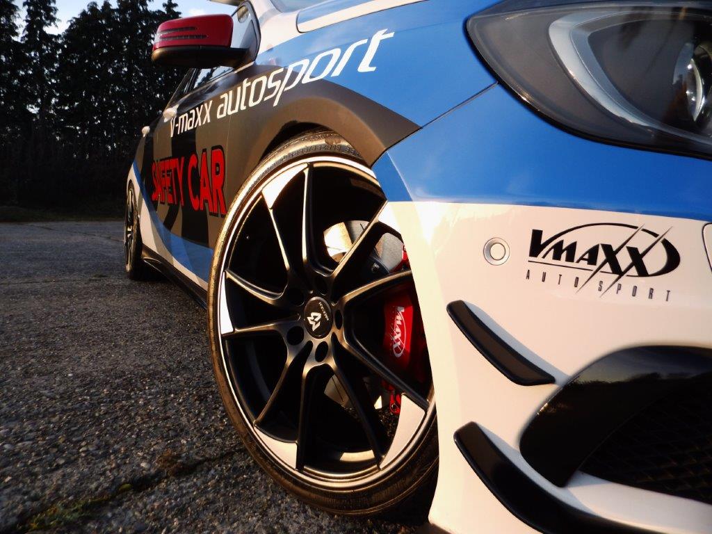 Impianto Frenante Maggiorato 4 Pompanti 330mm Mercedes Classe A W176 / CLA C117 X117 / GLA X156 - V-MAXX VMAXX - immagine 4