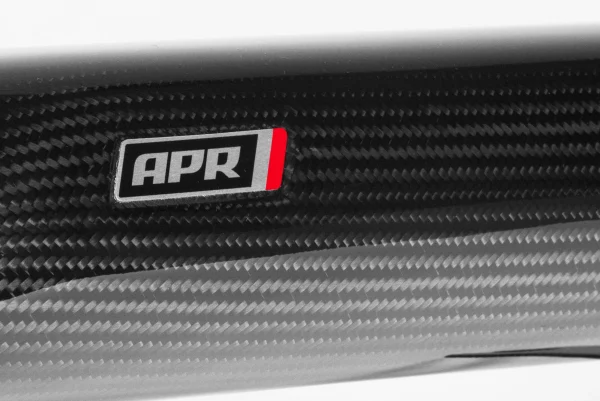 Tubo Aspirazione in Carbonio / Turbo Inlet Pipe APR - Golf 6 GTI MK6 GTI / Scirocco / Leon 1P / TT 8J FR 1.8/ 2.0 T(F)SI EA888 - immagine 2