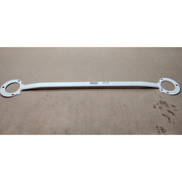 Barra duomi anteriore superiore Ford Focus M4 ST - Ultra Racing