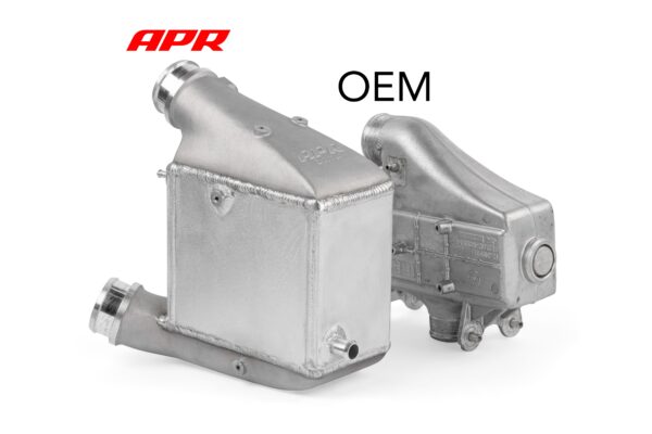 Scambiatore Aria Acqua Maggiorato Audi RS4 B9 / RS5 F5 - APR Intercooler System - immagine 6