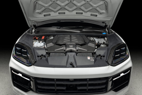 Aspirazione diretta in Carbonio Eventuri Porsche Cayenne Turbo S / GT / GTS Facelift 2025+ Carbon fiber intake - immagine 2