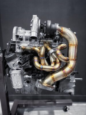 Kit collettore + Downpipe per turbina alta e Wastegate interna Abarth 1.4 Tjet (500 GPA MiTo)