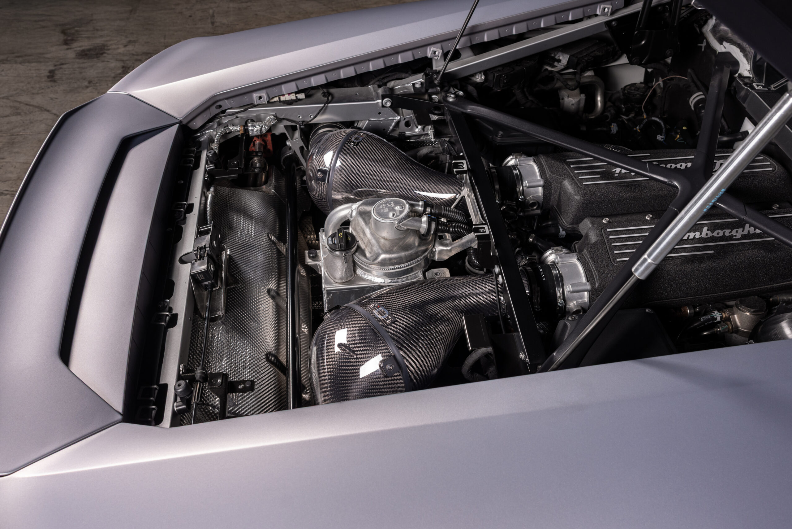 Aspirazione Diretta in Carbonio Eventuri Carbon Fiber Intake System LP610-2 / LP640-2 / LP640-4 Lamborghini Huracan EVO & STO - immagine 4