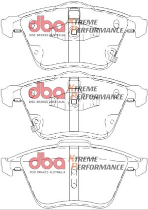 Kit pastiglie e dischi sportivi – DBA 4000 Series T3 Slotted & Xtreme Performance Brake Pads (2x DBA42960S + DB8304XP)