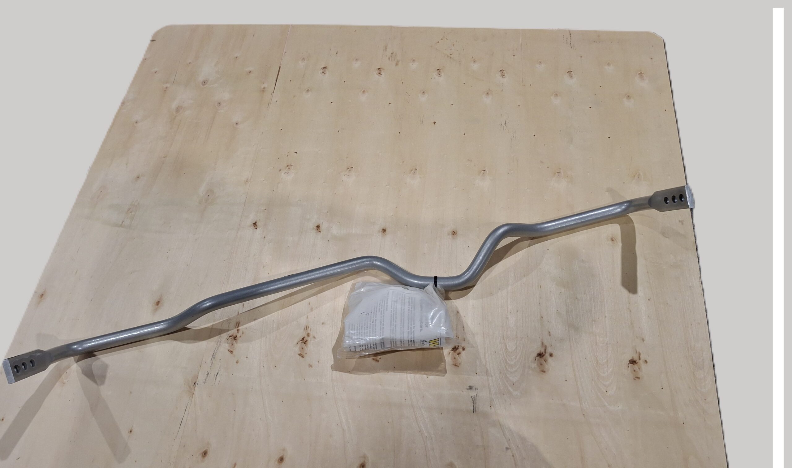 Barra antirollio posteriore 22mm Nissan Stagea M35 – BNR38Z Whiteline