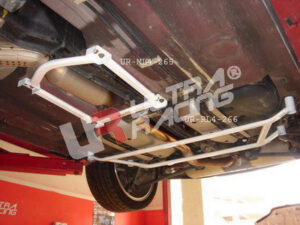 Barra Rinforzo telaio centrale Mazda RX8 SE3 / R3 - Ultra Racing 4 Points Mid Lower Strutbar / Brace