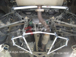 Barra Rinforzo telaio posteriore Mazda MX5 NC - Ultra Racing 2 Points Rear Lower Tiebar