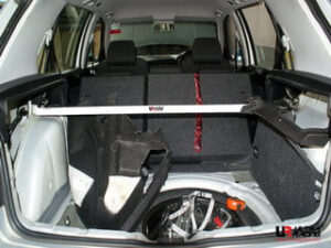 Barra Rinforzo telaio posteriore Volkswagen Golf MK4 - Ultra Racing 2 Points Rear Upper Strutbar