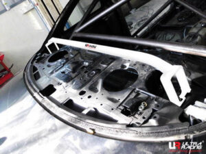 Barra Rinforzo telaio posteriore Nissan 200sx S14 - Ultra Racing 2 Points Rear Upper Strutbar