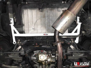 Barra Rinforzo telaio posteriore Mitsubishi Lancer Evo 10 - Ultra Racing 4 Points Rear Lower Brace