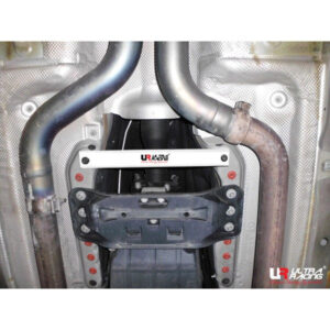 Barra Rinforzo telaio centrale Mercedes-Benz C Class W204 - Ultra Racing 2 Points Mid Lower Bar
