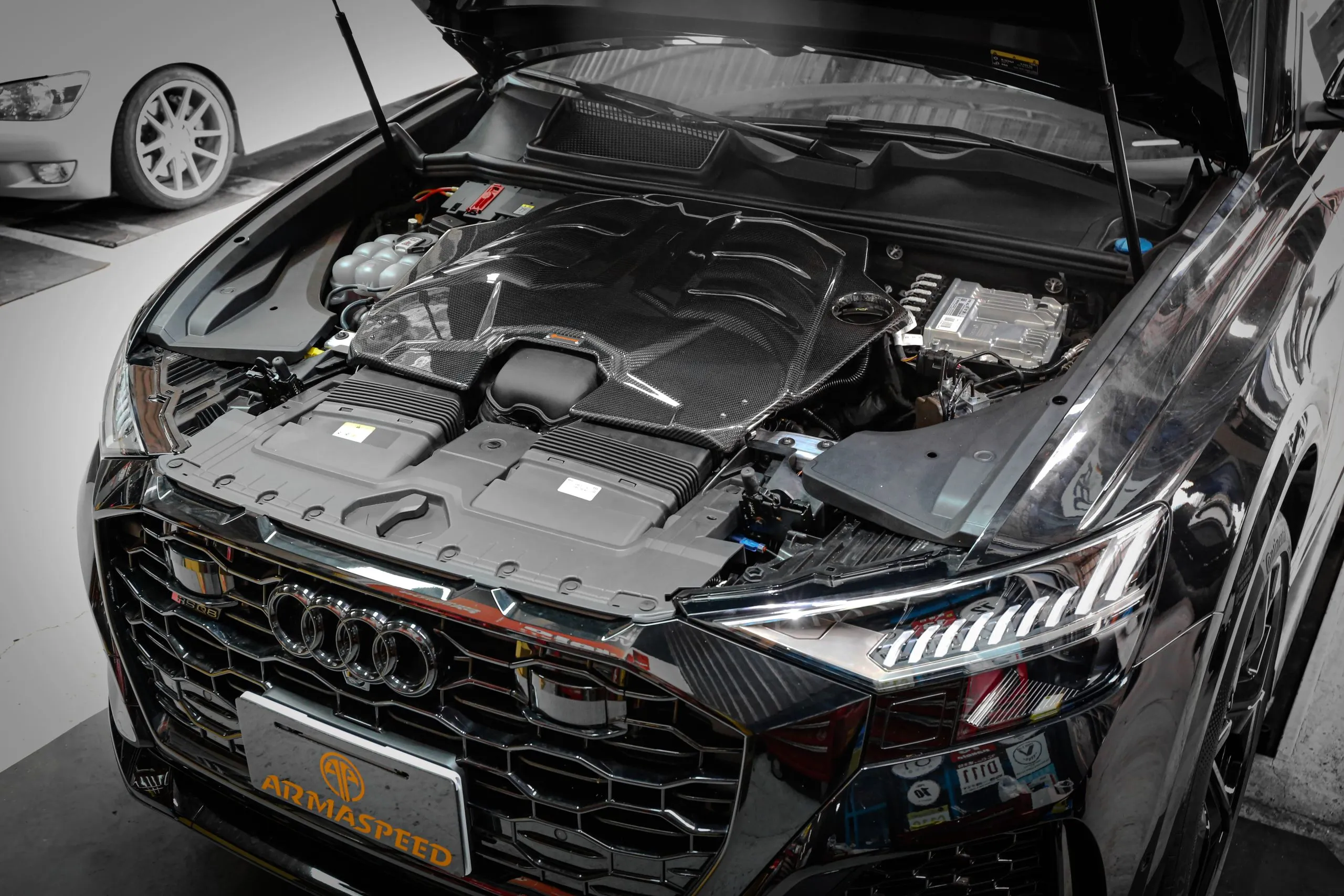 Aspirazione Diretta in carbonio Audi SQ7 / SQ8 / RSQ8 / Lamborghini Urus / Cayenne 9Y0 / Bentayga - Armaspeed Carbon Fiber Air Intake - immagine 7