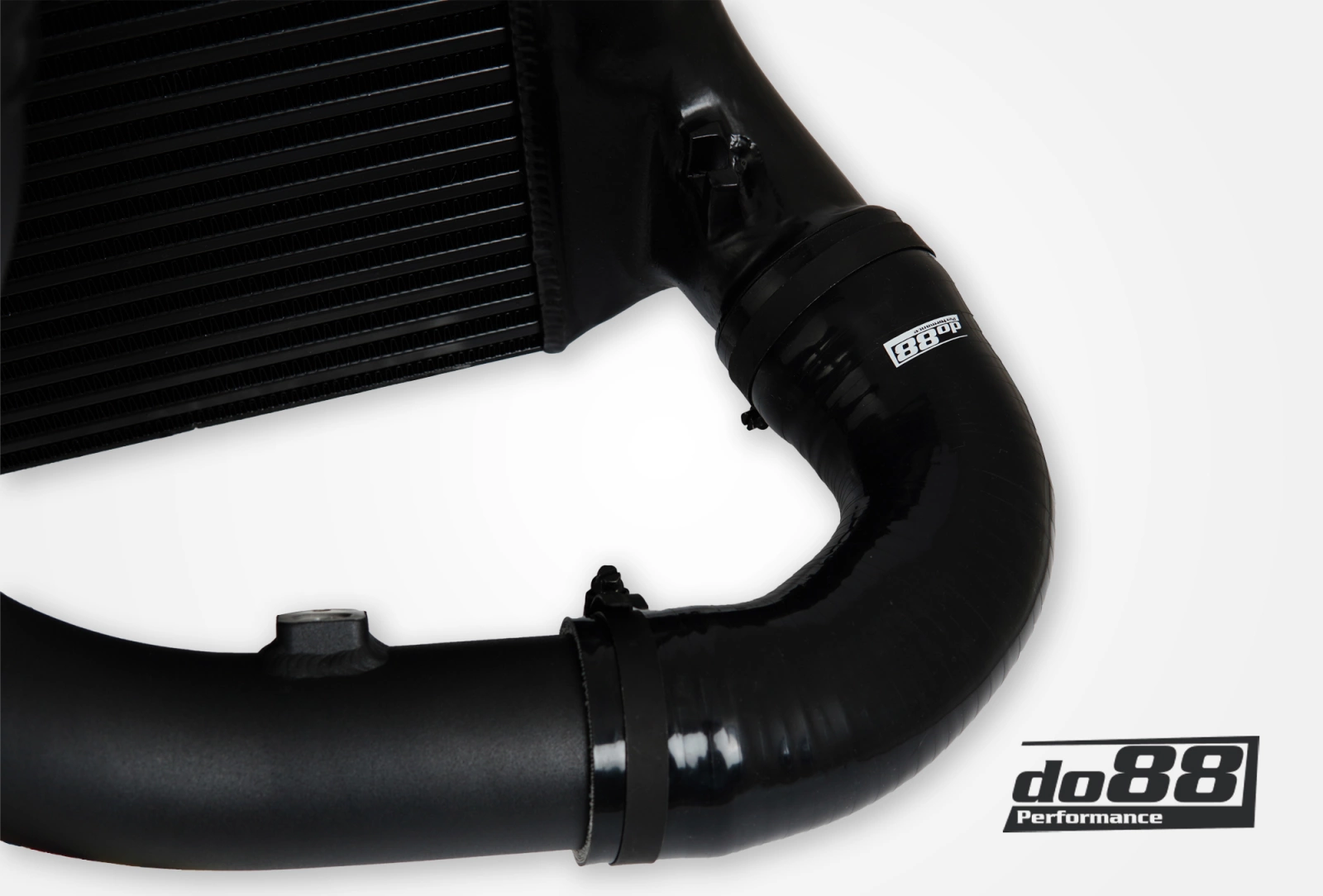 Kit BigPack DO88 Intercooler Maggiorato + Tubazioni Golf 8R / S3 8Y / Cupra Leon / Formentor VZ VAG 2.0 TSI EA888.4 Gen4 (300hp+) - immagine 3