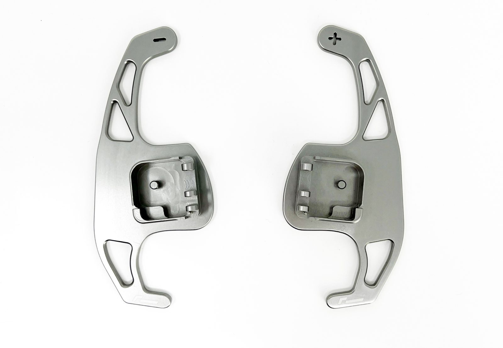 Palette Cambio DSG in Alluminio CNC Titanio per Audi (V1) - VWR Racingline VWR493001 - immagine 3