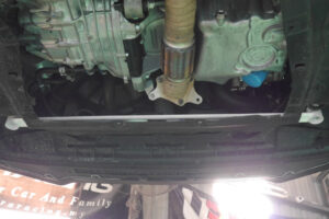 Barra Rinforzo telaio anteriore Honda Civic FK - Ultra Racing 2 Points Front Lower Bar