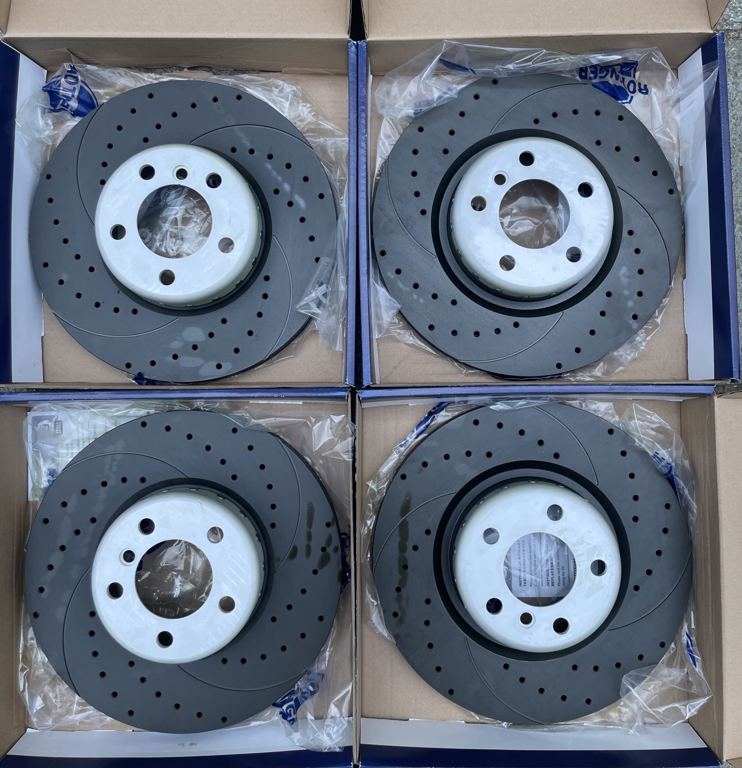 Coppia dischi freno sportivi Forati e baffati Anteriori BMW F2X F3X 340×30 mm Impianto M-Sport - Rotinger RT 71001HP-GL T5 - immagine 3