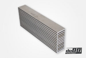 Massa Radiante Intercooler Aria-Aria 681 x 264 x 102 mm – fino a 950 HP – GARRETT