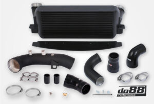 Kit BigPack DO88 Intercooler Maggiorato + Tubazioni BMW 135i 335i 35i N55 2010-2013 (E9X E8X)