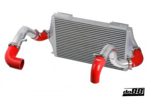 Kit BigPack DO88 Intercooler Maggiorato + Tubazioni Volvo 700 900 Turbo 92-98 – tubi flessibili rossi, corpo farfallato 63 mm