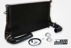 Intercooler Maggiorato DO88 AUDI SEAT SKODA VW 1.8 / 2.0 TSI (MQB) – tubi flessibili neri