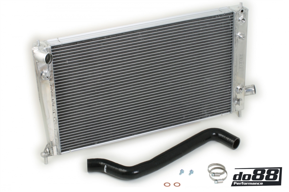 Radiatore Acqua Maggiorato DO88 SAAB 9-5 98-01 tubi flessibili neri