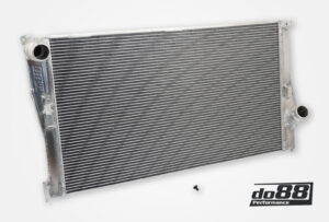 Radiatore Acqua Maggiorato DO88 BMW 135i 335i 35i N54 N55 cambio manuale 2007-2013 (E9X E82 E89)