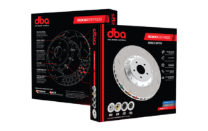 Coppia dischi freno sportivi scomponibili baffati Anteriori 324x30 mm Nissan Skyline R32 V Spec / Skyline R33 / Skyline R34 – DBA 5000 Series T3 Slotted Black Hat