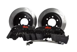 Impianto Frenante Maggiorato Anteriore 8 Pompanti 354 mm Toyota Land Cruiser 200 Series 5.7 V8 2016- - DBA Big Brake Kit